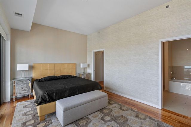 929 Portland Avenue 2501, Minneapolis, MN 55404