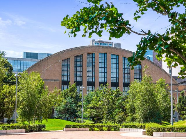 929 Portland Avenue 2501, Minneapolis, MN 55404