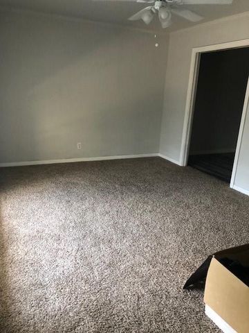 1732 Greenbriar Avenue, Orange, TX 77632