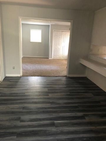 1732 Greenbriar Avenue, Orange, TX 77632