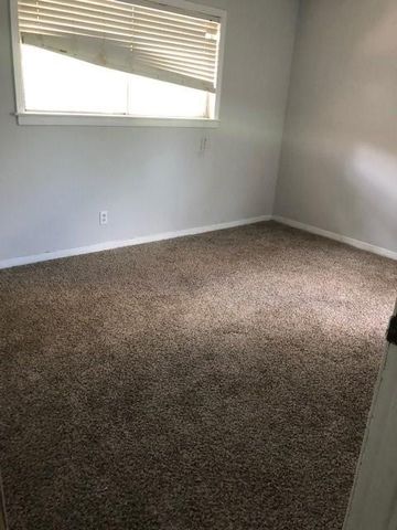 1732 Greenbriar Avenue, Orange, TX 77632