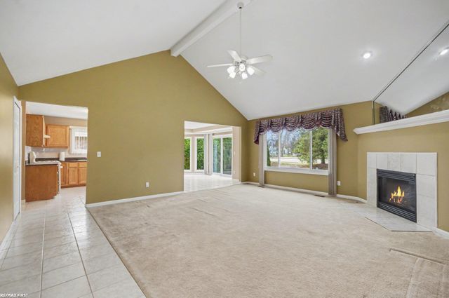 47985 Fox Chase Court, Shelby Twp, MI 48315