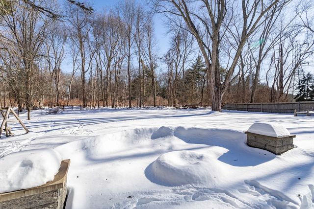 28 Linden Street, Taunton, MA 02780