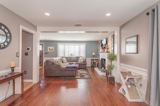 28 Linden Street, Taunton, MA 02780