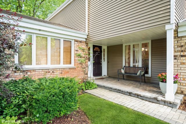 1812 Sherwood Road, Highland Park, IL 60035