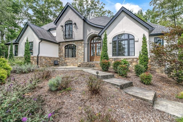 643 Mill Ridge Drive, Mills River, NC 28759