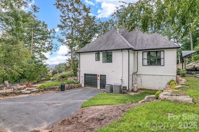 643 Mill Ridge Drive, Mills River, NC 28759