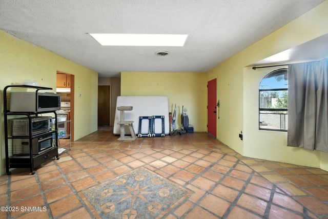 4980 SE Stagecoach Trl, Deming, NM 88030