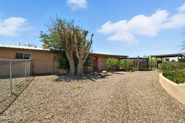 4980 SE Stagecoach Trl, Deming, NM 88030