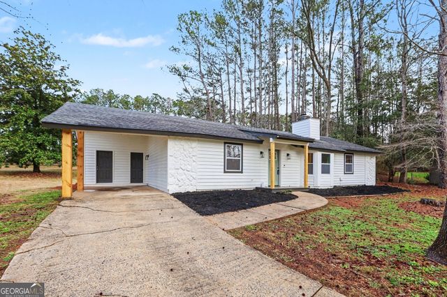 22 BARBERRY Drive, Newnan, GA 30265