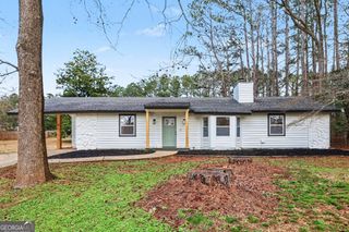 22 BARBERRY Drive, Newnan, GA 30265