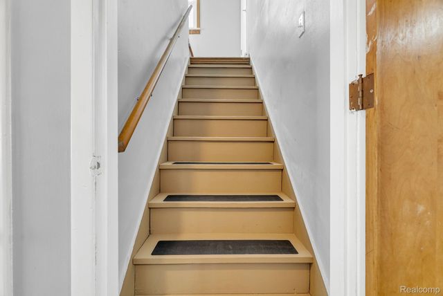 6235 Rosemont Avenue, Detroit, MI 48228