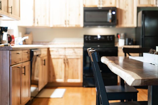 33461 Barker Road, Logan, OH 43138