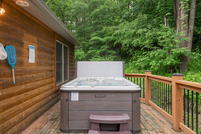 33461 Barker Road, Logan, OH 43138