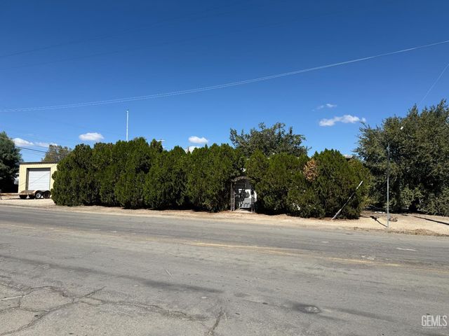 301 Jefferson Street, Taft, CA 93268