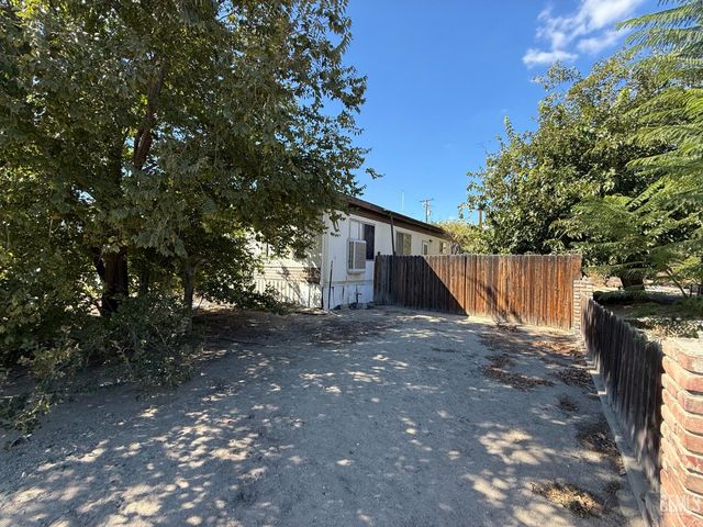 301 Jefferson Street, Taft, CA 93268