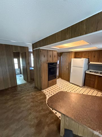 301 Jefferson Street, Taft, CA 93268