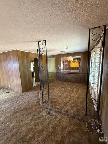 301 Jefferson Street, Taft, CA 93268