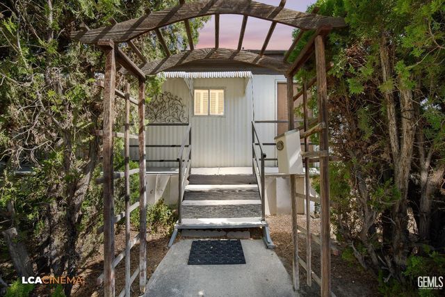 301 Jefferson Street, Taft, CA 93268