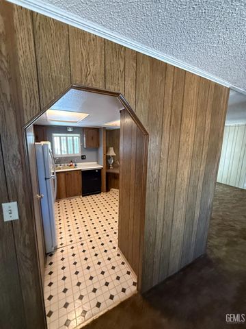 301 Jefferson Street, Taft, CA 93268