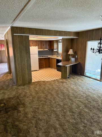 301 Jefferson Street, Taft, CA 93268