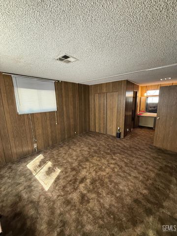 301 Jefferson Street, Taft, CA 93268