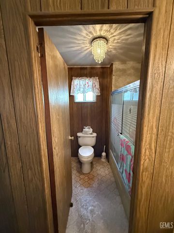 301 Jefferson Street, Taft, CA 93268