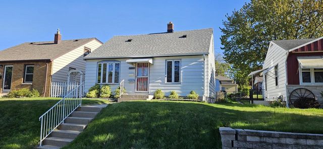 3655 Lunham AVENUE, Cudahy, WI 53110