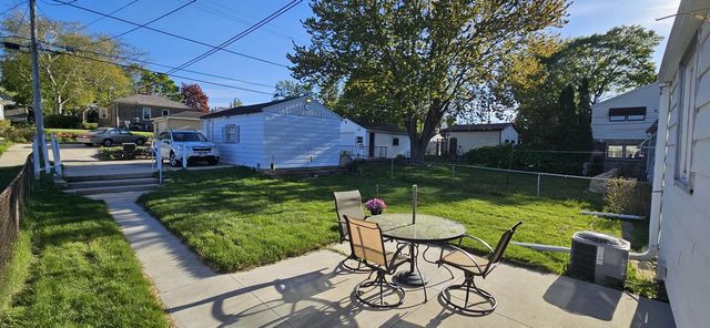 3655 Lunham AVENUE, Cudahy, WI 53110