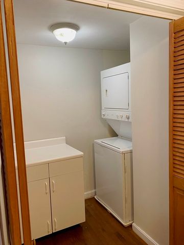 40 Clark 3, Malden, MA 02148