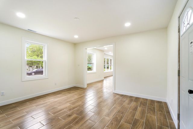 830 W 39th Avenue, Gary, IN 46408