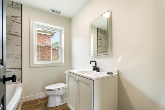 830 W 39th Avenue, Gary, IN 46408