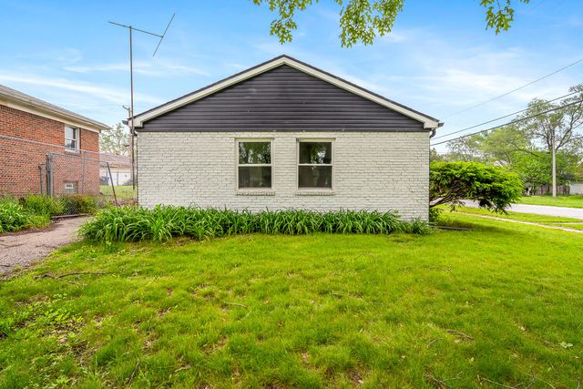 830 W 39th Avenue, Gary, IN 46408
