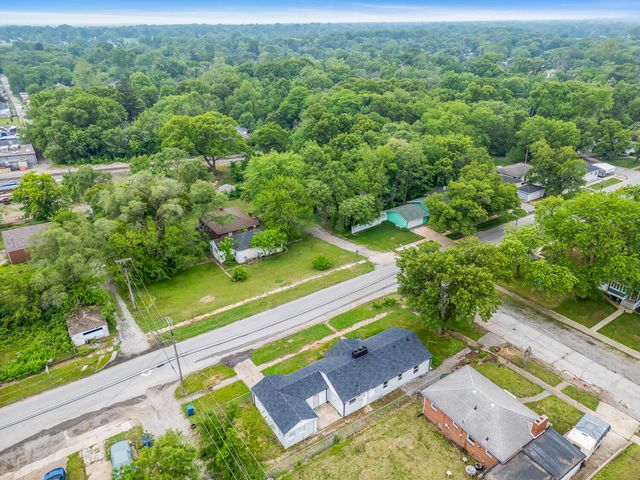 830 W 39th Avenue, Gary, IN 46408