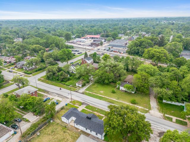 830 W 39th Avenue, Gary, IN 46408