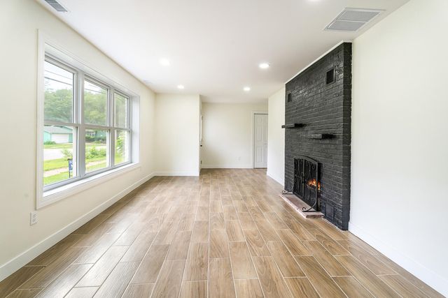 830 W 39th Avenue, Gary, IN 46408