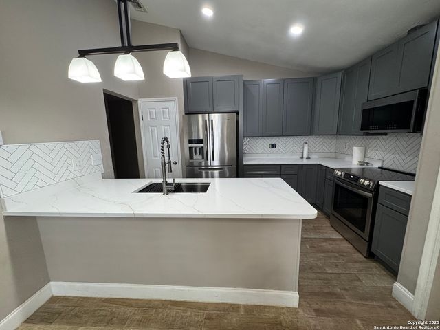 12130 Lemon Blossom, San Antonio, TX 78247