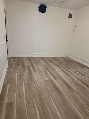 9165 SW 18th Street 1, Boca Raton, FL 33428