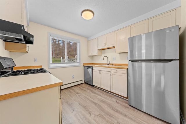 57A Dale Road, Hooksett, NH 03106