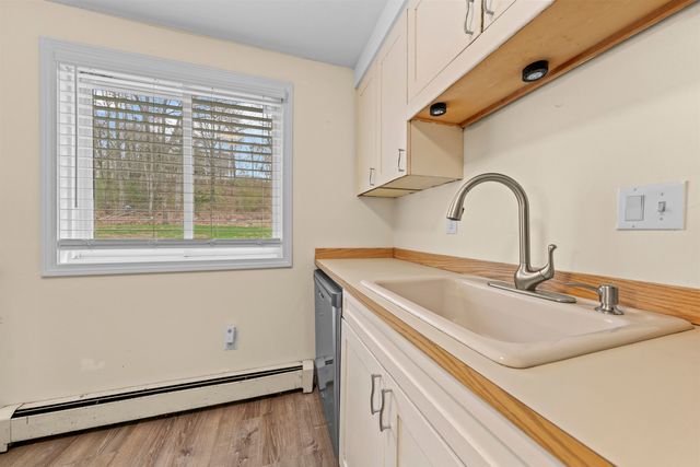 57A Dale Road, Hooksett, NH 03106