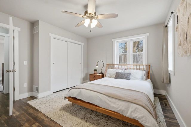 69 Hart Road, Sun Prairie, WI 53590