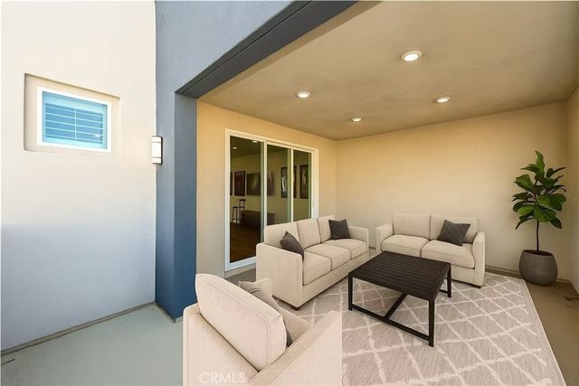 106 Culture, Irvine, CA 92618