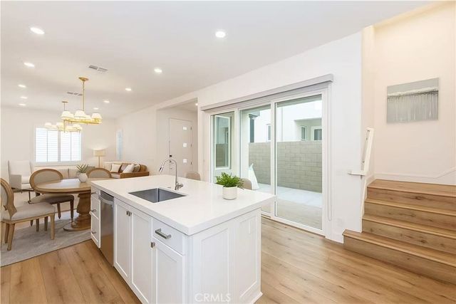 106 Culture, Irvine, CA 92618