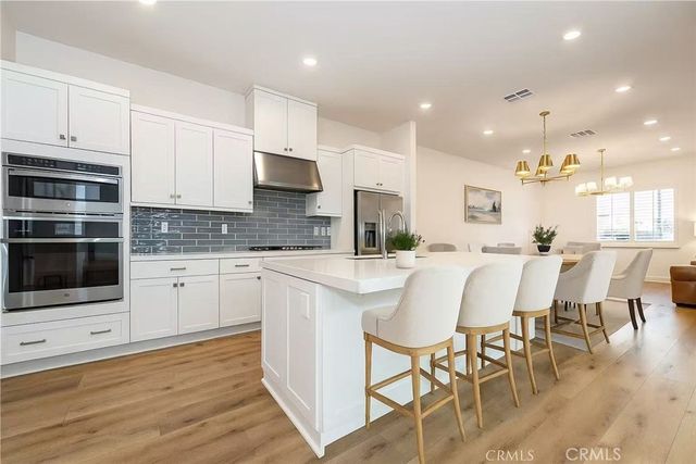 106 Culture, Irvine, CA 92618