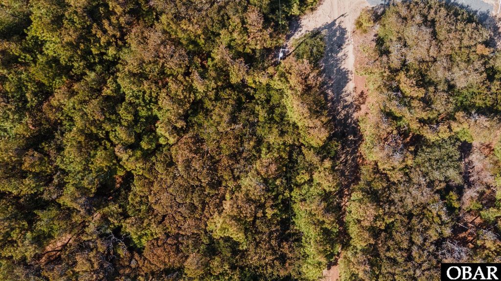 Image 16 of property listing at 2314 Sandpiper Road Lot 6, Corolla, NC 27927