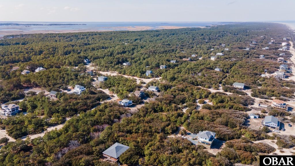 Image 6 of property listing at 2314 Sandpiper Road Lot 6, Corolla, NC 27927