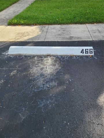 9983 S Nob Hill Ct ., Sunrise, FL 33351