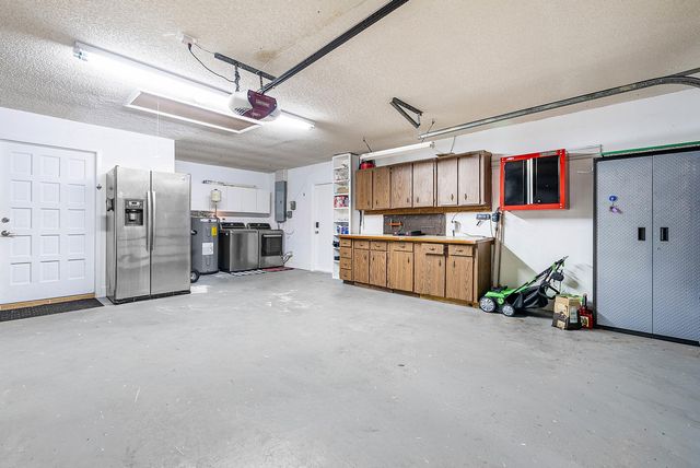 6885 Tradewind Way, Lake Worth, FL 33462