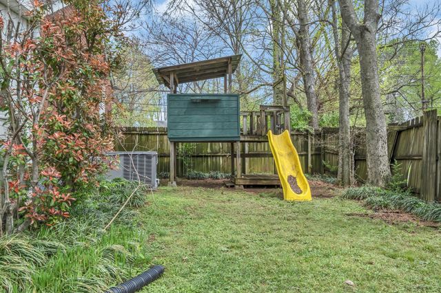 2845 Colonial Cir, Nashville, TN 37214