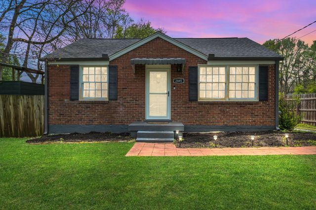 2845 Colonial Cir, Nashville, TN 37214
